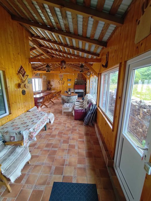 Casa / pensiune de vanzare LEPSA