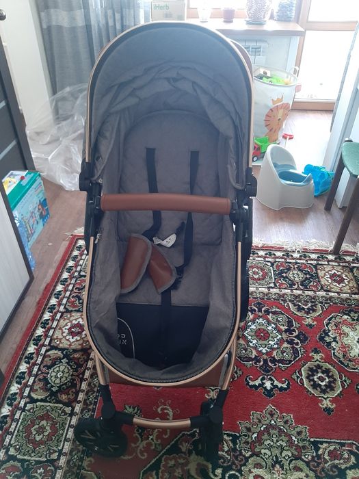 Продаётся детская коляска