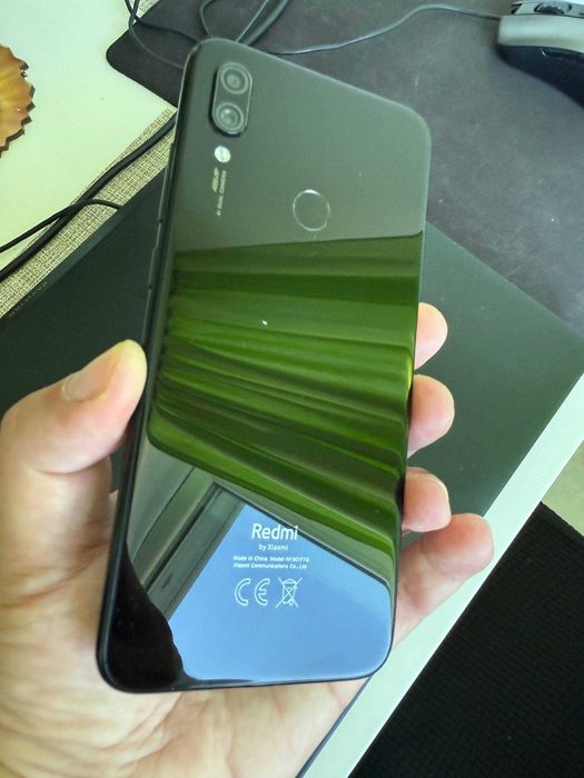Продавам телефон Xiaomi Redmi Note 7 4/64