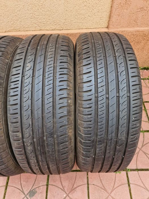 Anvelope 225/65/17 vara BARUM BRAVURIS - 6.05mm