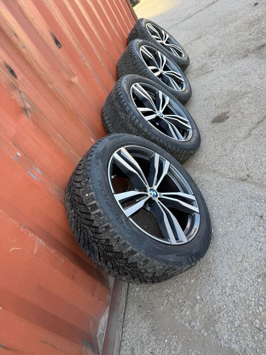 Диски с резиной Pirelli Scorpion Ice Zero 2
