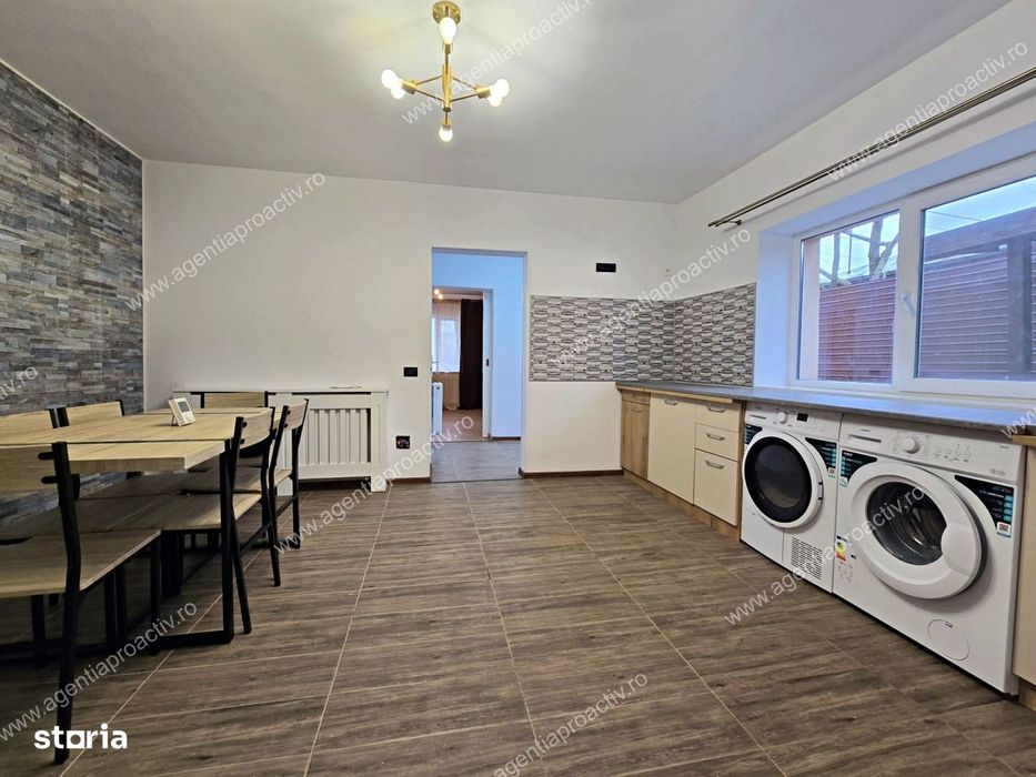 Casă renovată, zonă centrală, singur in curte. Doar 99000 euro!