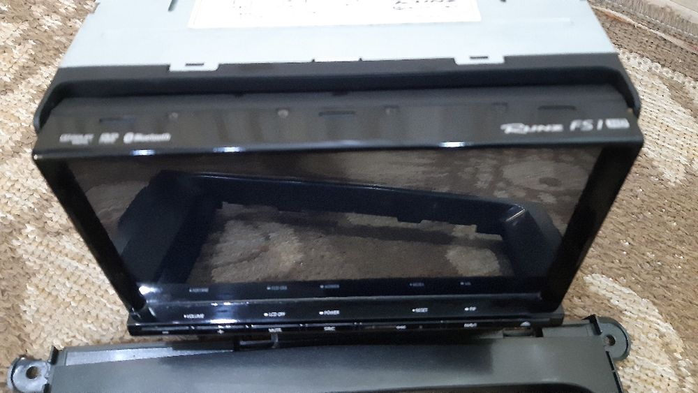 Штатная автомагнитола, 15тыс