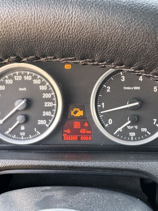 Bmw x6 x drive 50i sotiladi