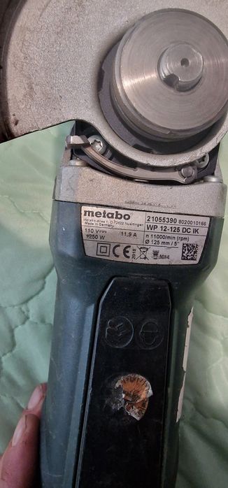 Малък ъглошлаиф Makita 110 волта