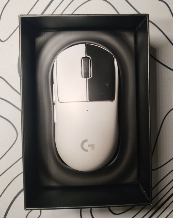 Logitech g pro x superlight белая