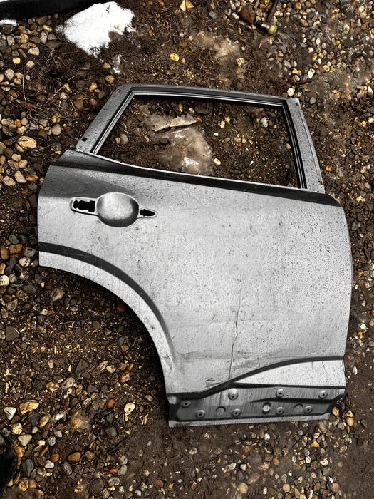 Ușă dreapta spate nissan qashqai j 12.