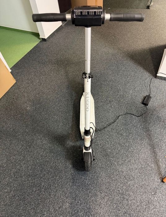 Vand trotineta electrica kugo s1