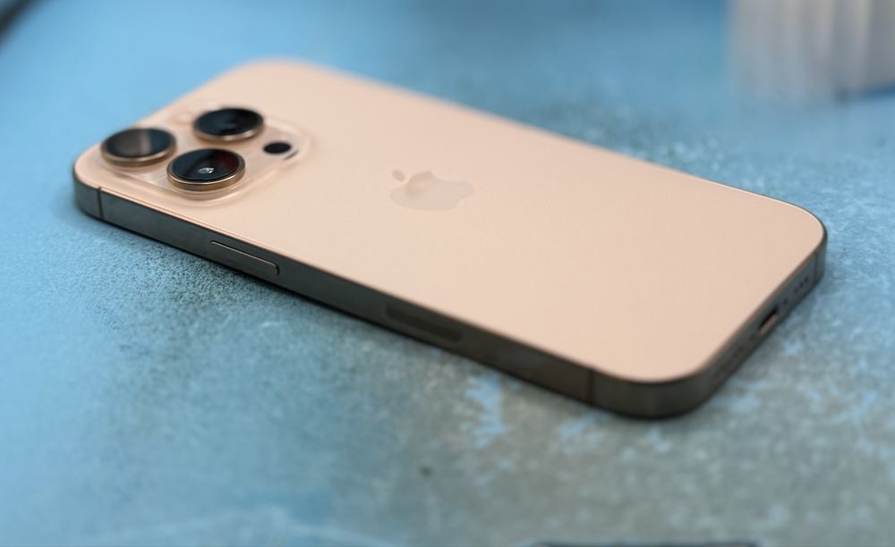 Apple iPhone 16 Pro, 128GB, 5G, Desert Titanium