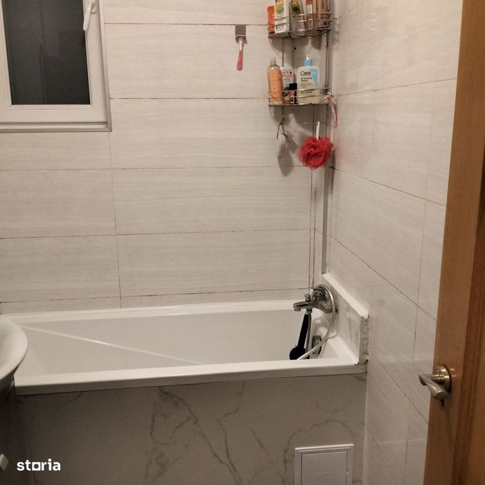 Apartament 2 camere la parter cu curte proprie în proprietate
