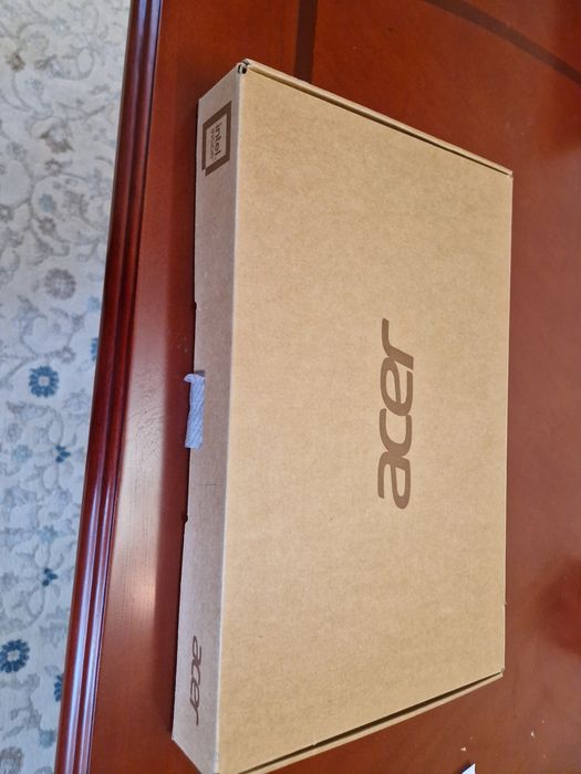 Продам ноутбук новый в упаковке