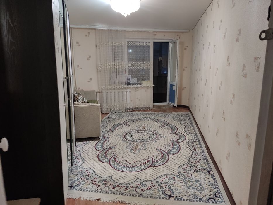 Продам трёхкомнатную квартиру