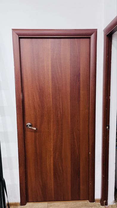 БУ есіктер сатылады