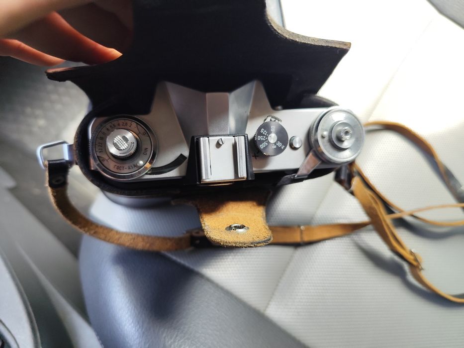 Ретро фотоапарат Зенит