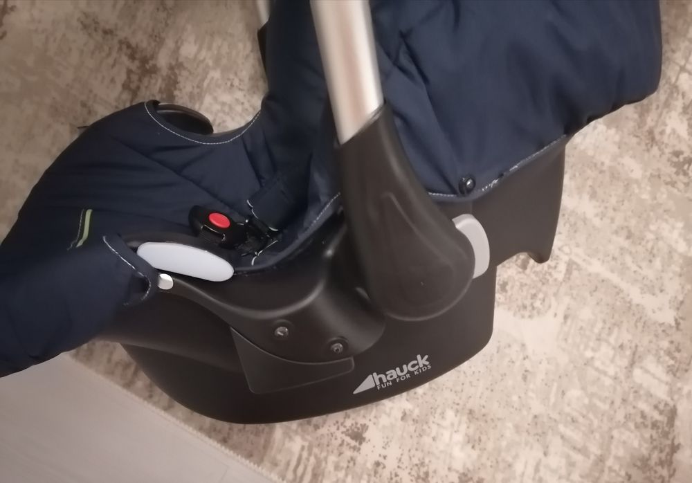 Комбинирана детска количка 3 в 1 Hauck Malibu Xl