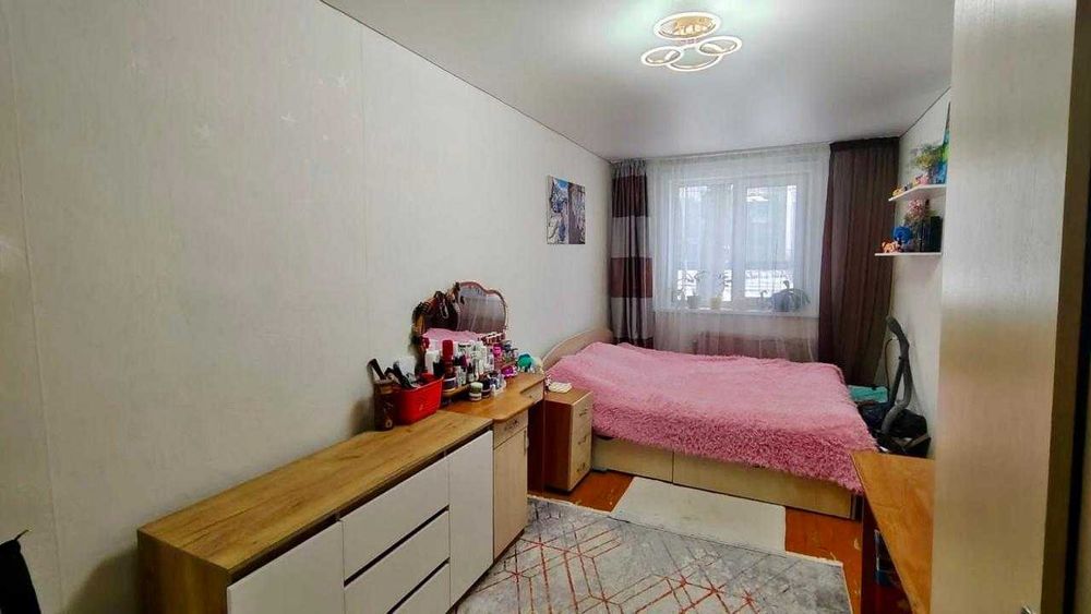 Продам 2 комнатную квартиру!