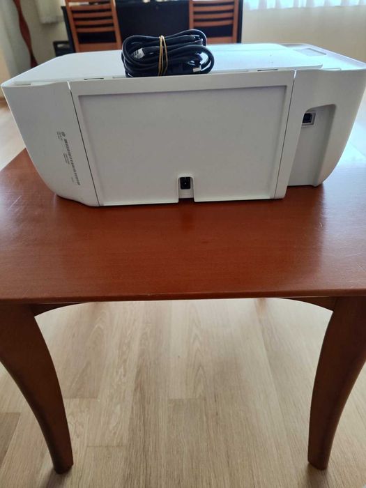 Мултифункционално устройство - Скенер , принтер и копир HP