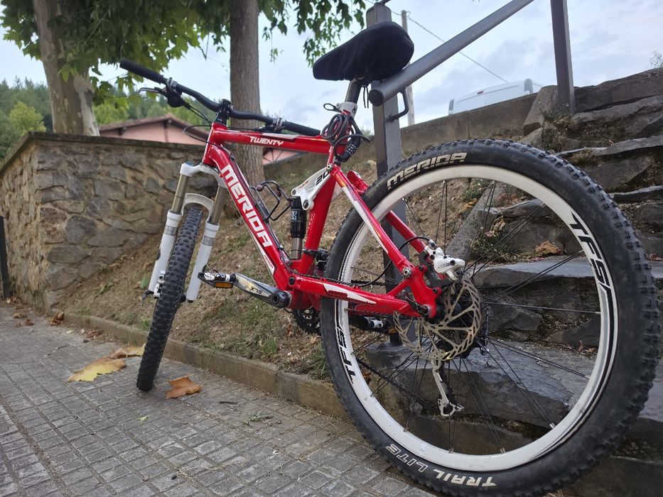Vând Merida One-Twenty TFS 800D (2012)

Vând bicicletă Merida One-Twen