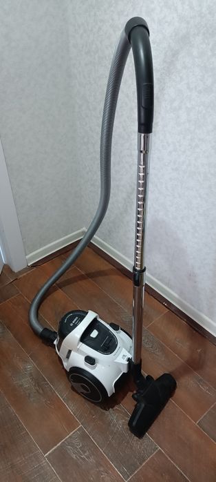 Продам пылесос Bosch