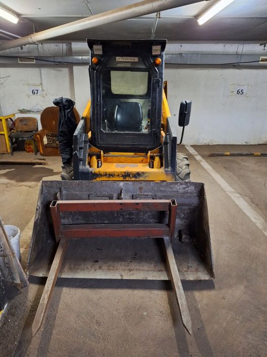 Услуги минипогрузчика,  уборка снега, бобкат