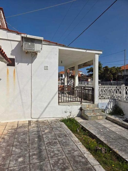 Къща на 50 метра от морето – Неа Врасна!