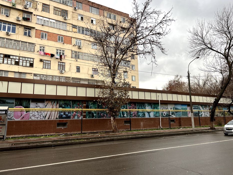 Yangihayot Tashkent İndex yanıda, 2.000 m2 magazin ofis sklad satuvda