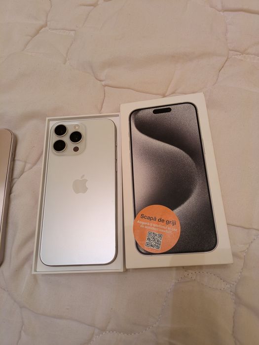 iPhone 15 pro max wite titanium