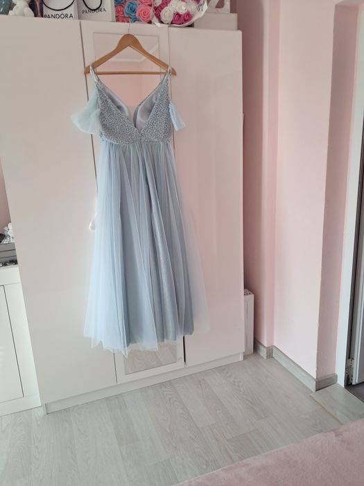 Красива бална  рокля