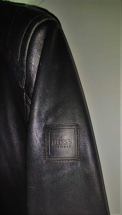 Geaca piele originala - Hugo Boss biker style.