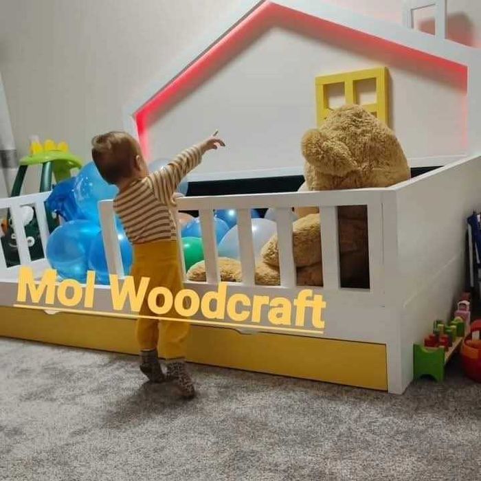 Pat copil pat casuta pat montessori pat din lemn natural mobila copii