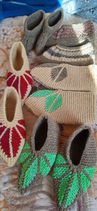 Вълнени чорапи и вълнени терлички
