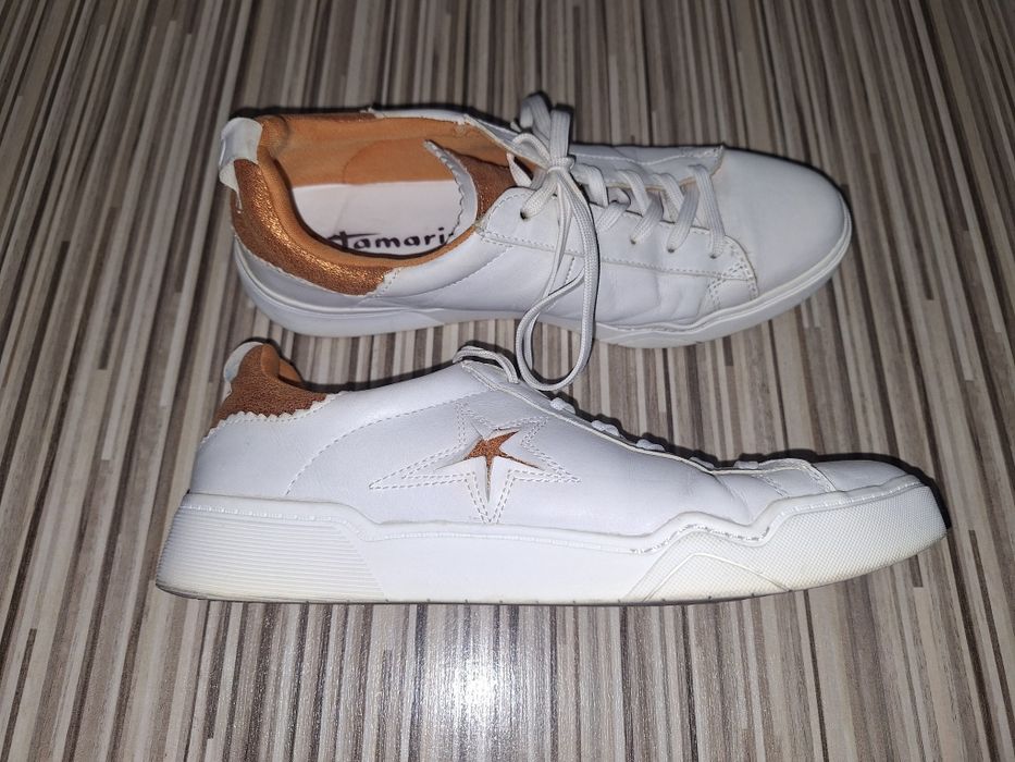 Sneakers/adidași piele Tamaris mărime 38.