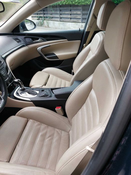 Opel Insignia A Facelift Sports Tourer 2.0 CDTI Automată – 163 CP – 2014