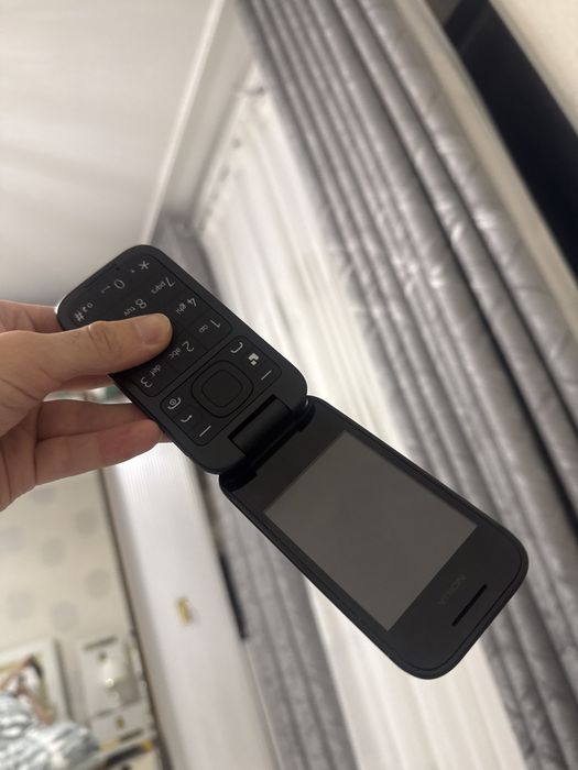 Nokia 2700 Ideal pachti yengi