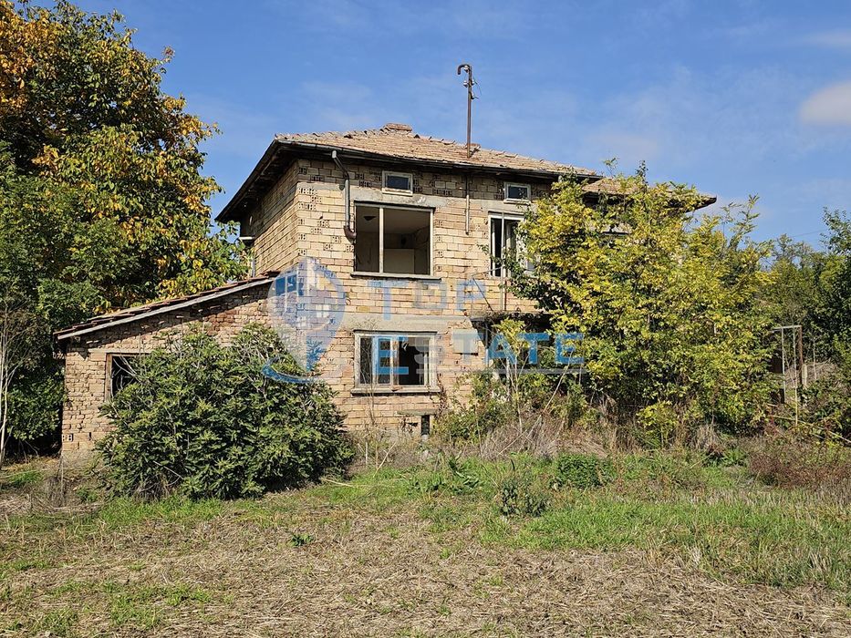 Продава се Къща в с. Драгомирово, Област Велико Търново - 148 кв.м за 87 €/кв.м - Снимка #2