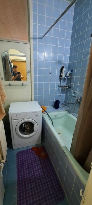 Квартира сотилади. Бодомзор