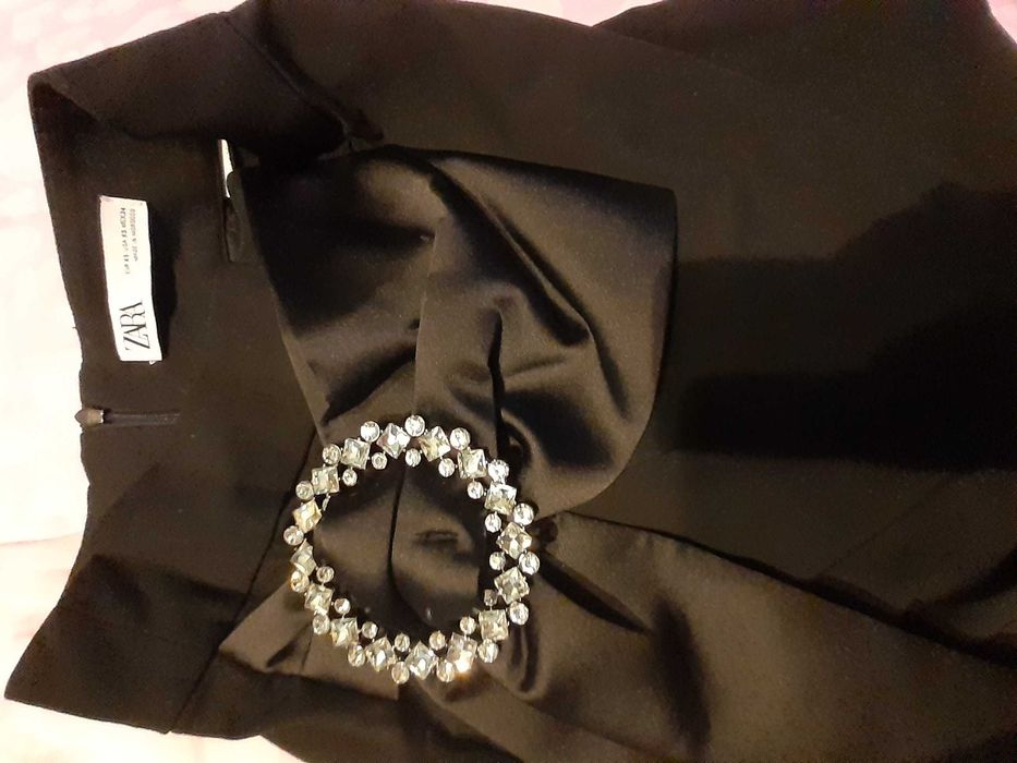 Fustă Zara mărime XS nouă