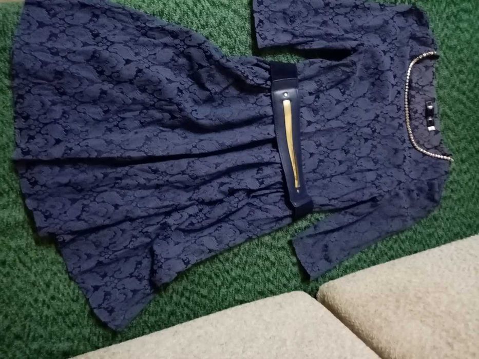 Отдам платье на девушку за шоколадку