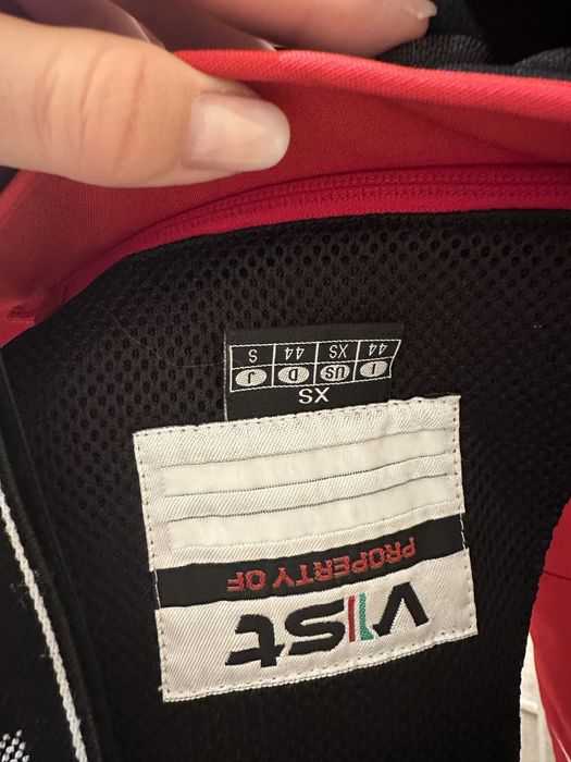 Ски екипировка , очила и каска