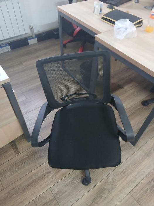 Продам кресло(кривое)