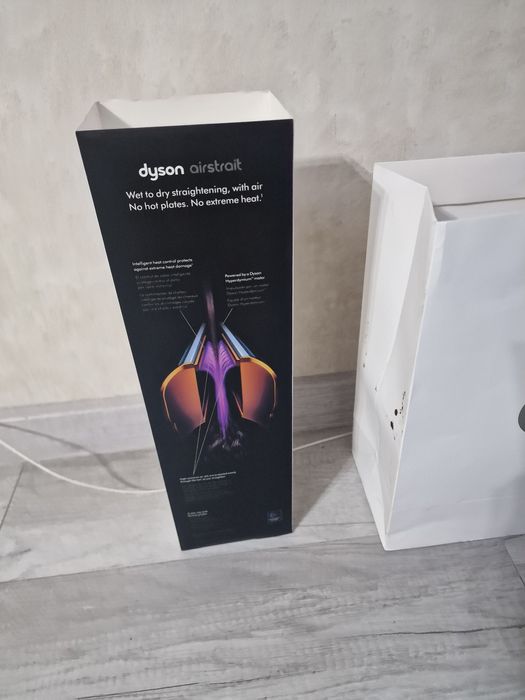 Дайсон Выпрямитель фен для волос