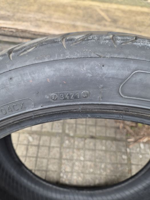 Две гуми 245/40/18