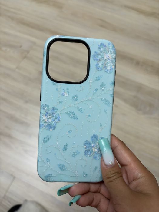 Чехлы на iphone 15 pro