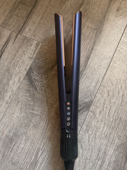 Dyson Airstrait– Prussian Blue / Rich Copper