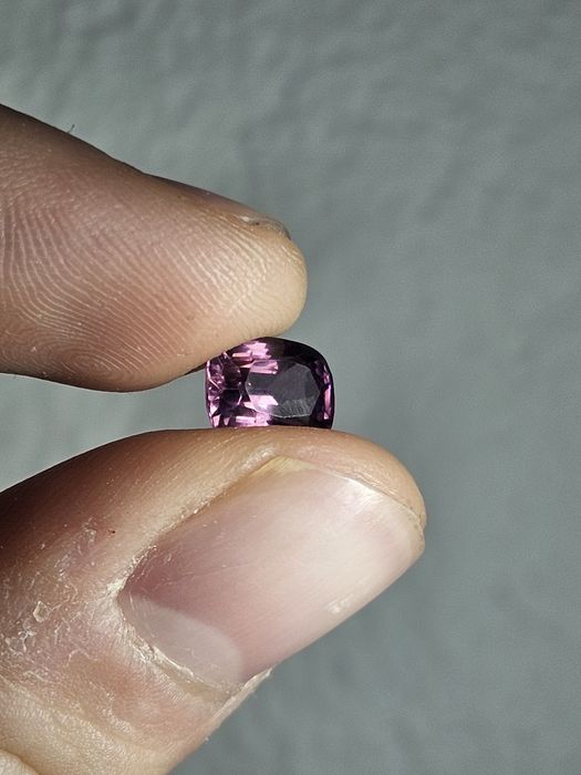 Spinel 2.20ct purplish pink burma myanmar