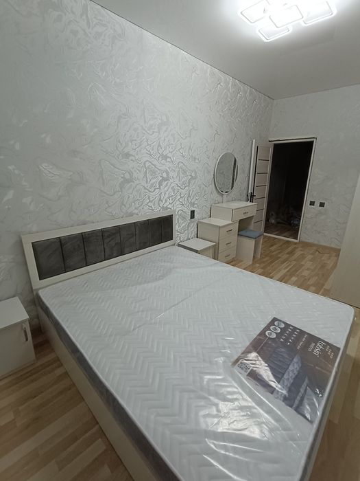 Uy sotiladi srochna 2/3 qlingan