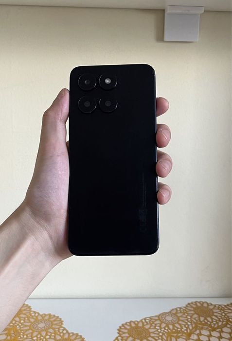 Продам Huawei Honor x6a в хорошем состоянии