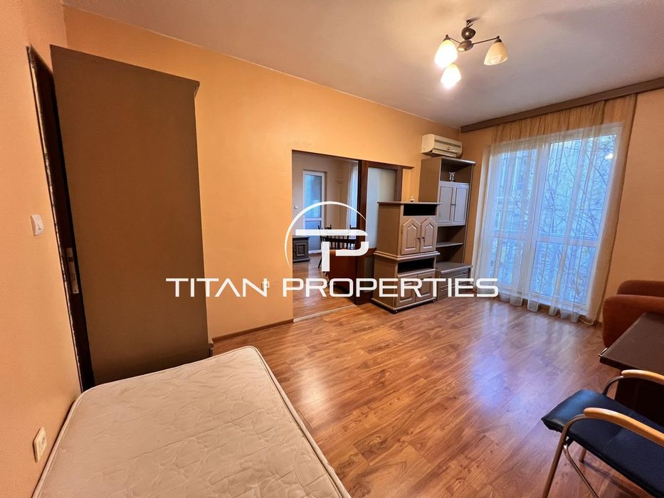 Дава се под наем Тристаен апартамент в Бургас, Център - 75 кв.м за 408 € - Снимка #5