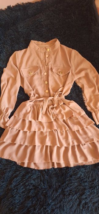 рокли в розово и пудра