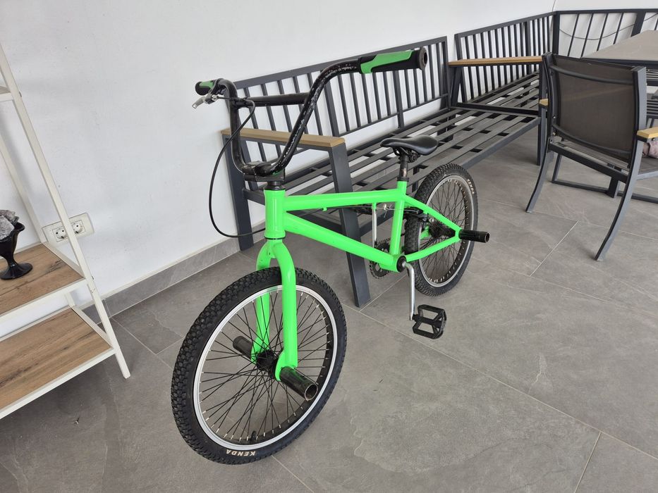 Vând bicicleta bmx!